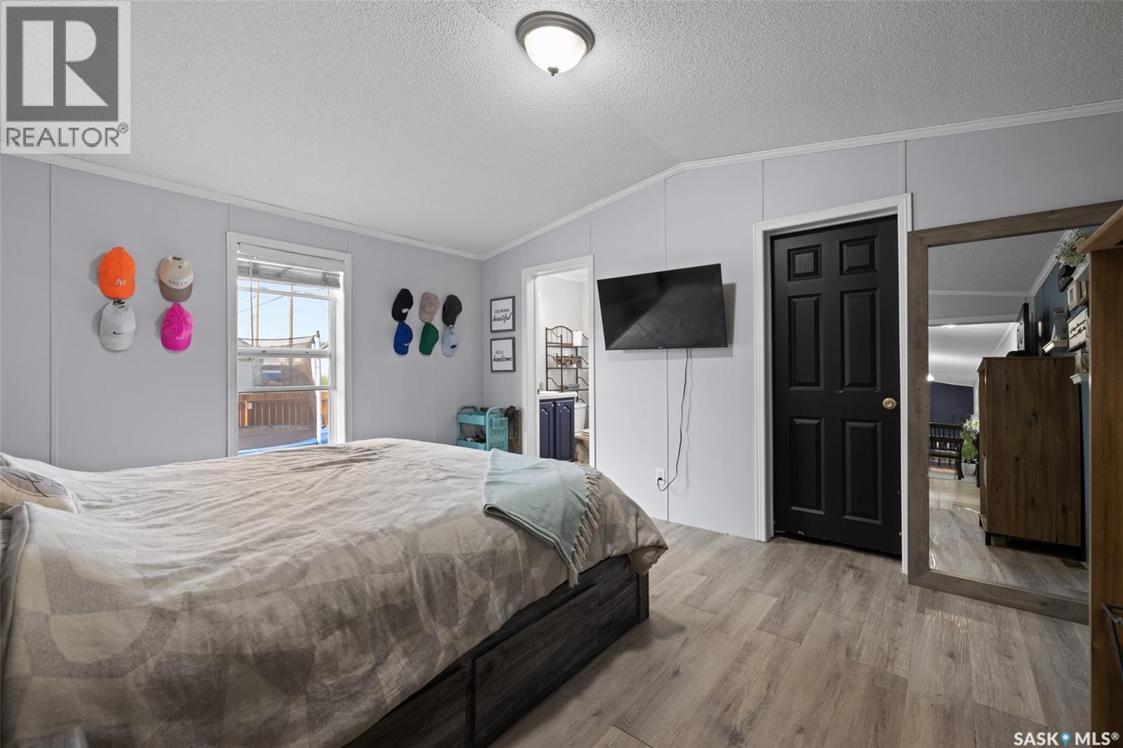 294 Byron STREET - Image 6