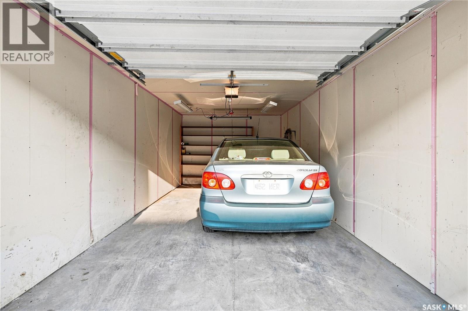 #202 110 Shillington CRESCENT - Image 28