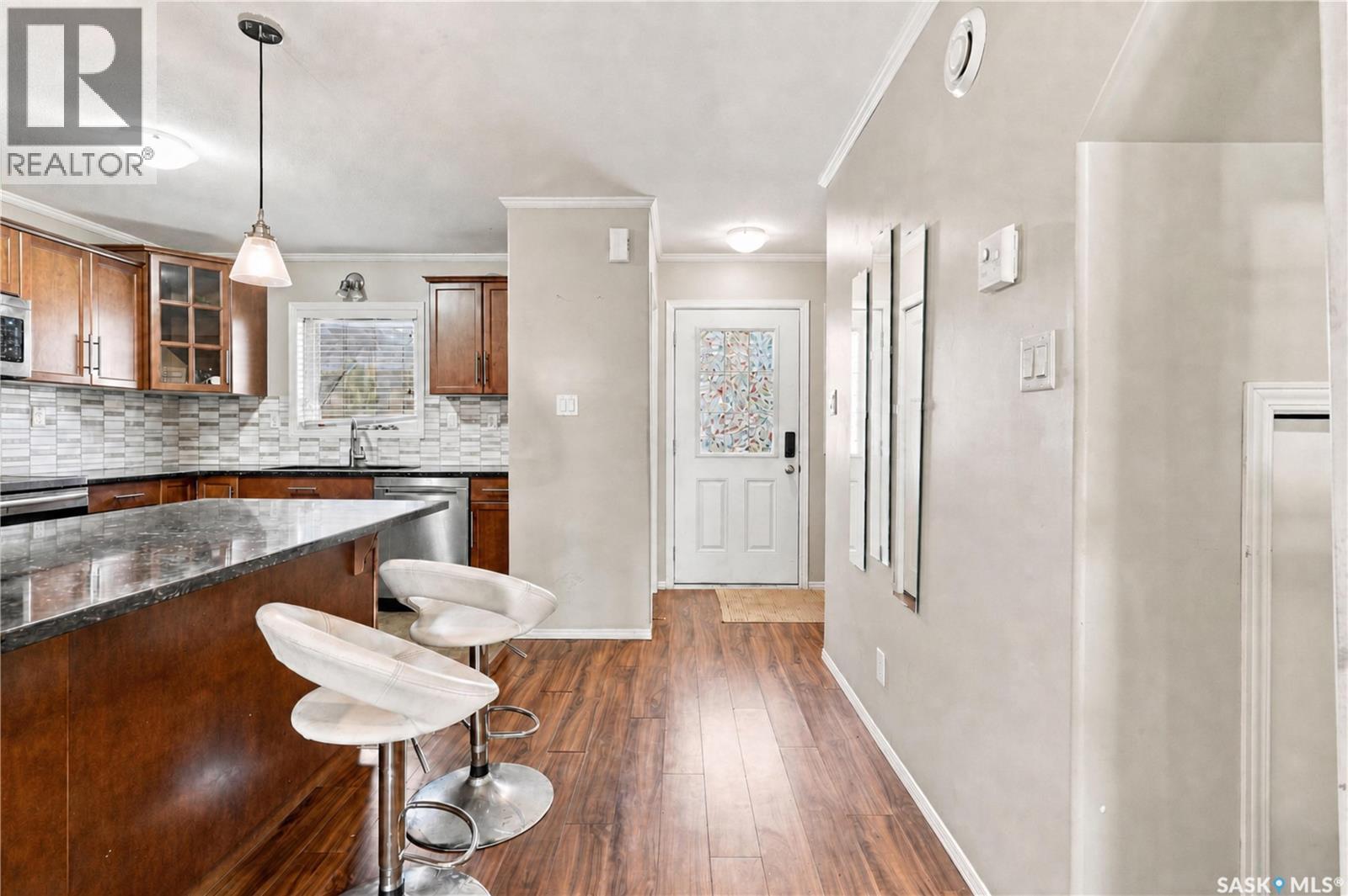 #202 110 Shillington CRESCENT - 6