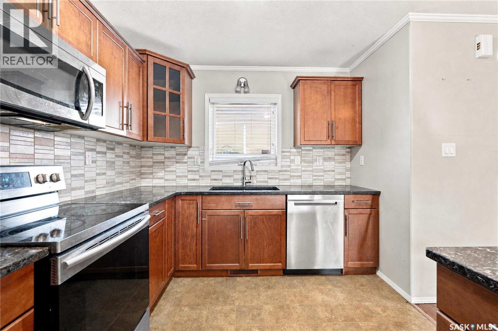 #202 110 Shillington CRESCENT - 7