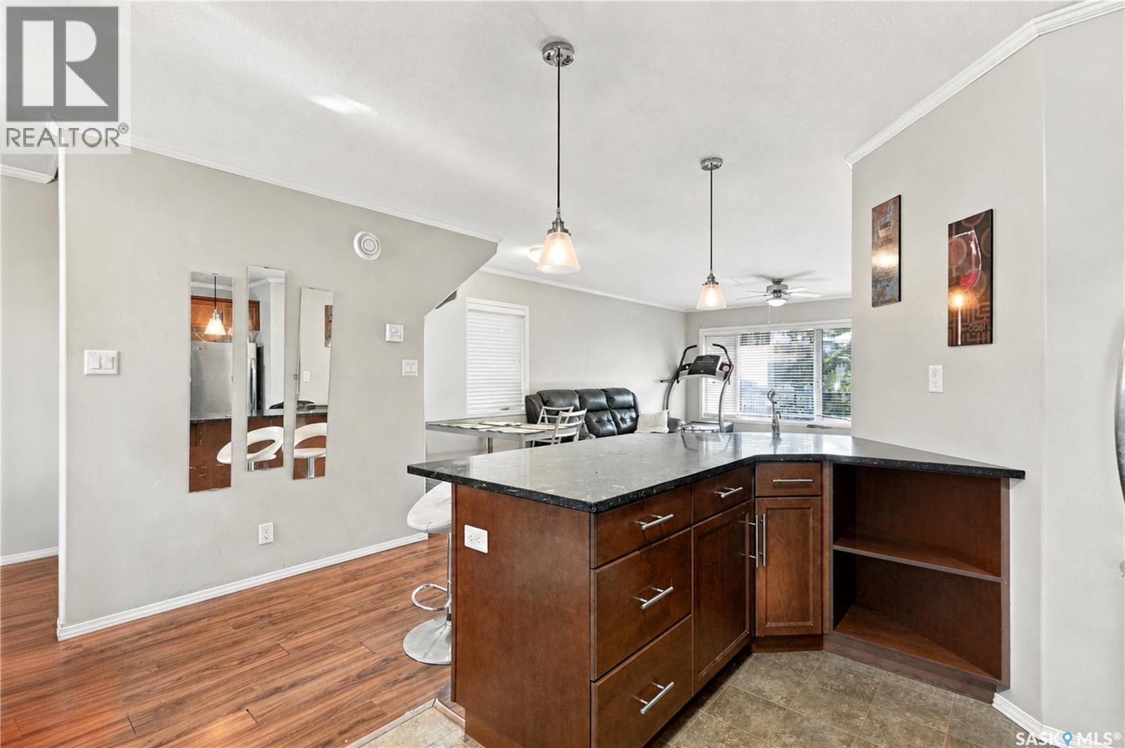 #202 110 Shillington CRESCENT - 9