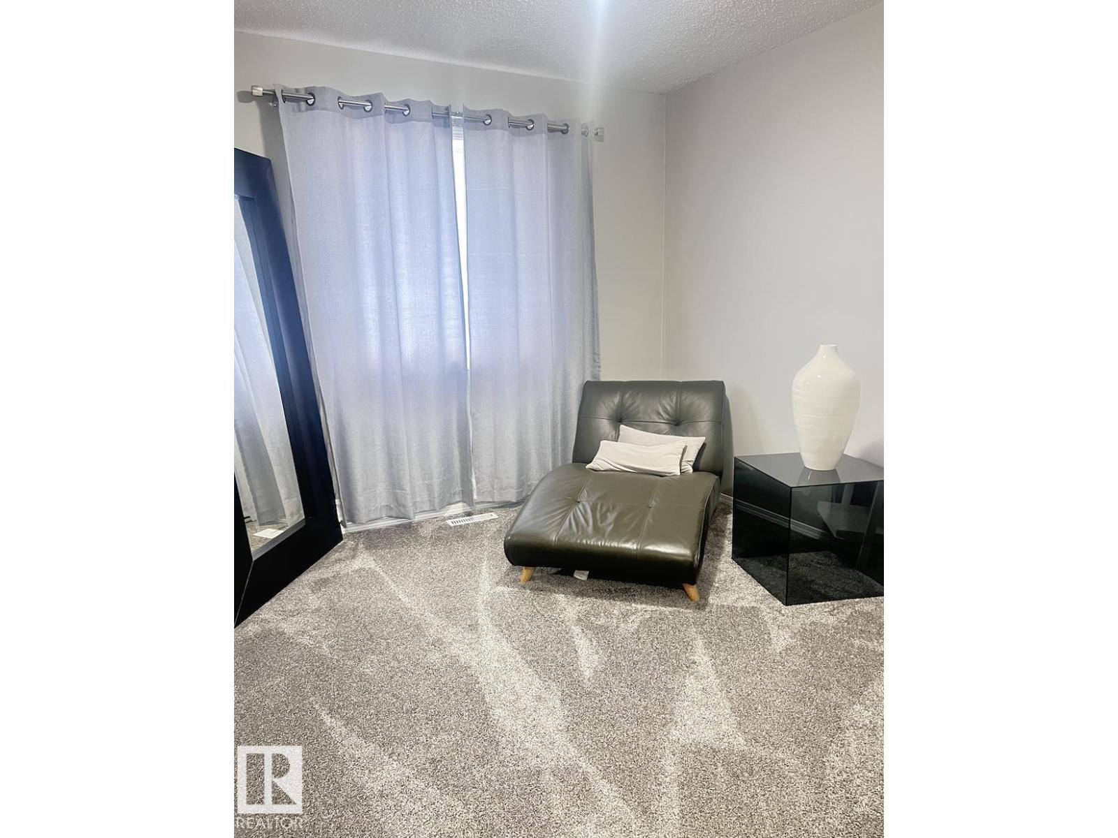 122 5001 62 ST - 8