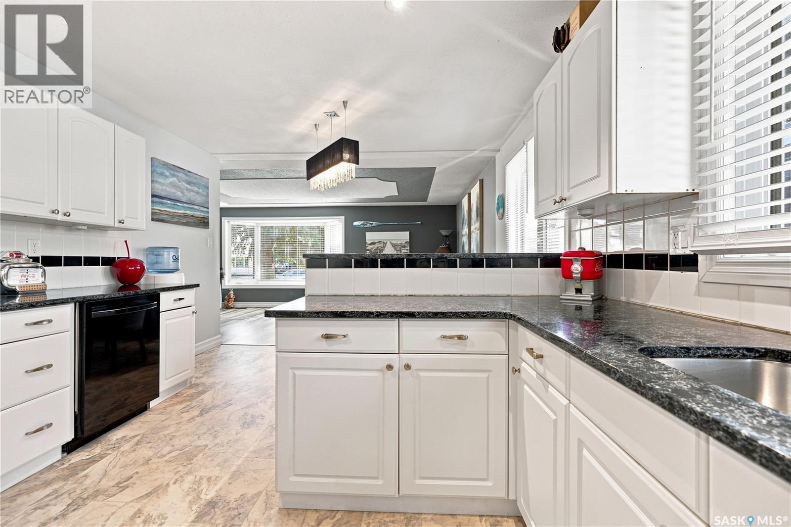 1312 King CRESCENT - 14
