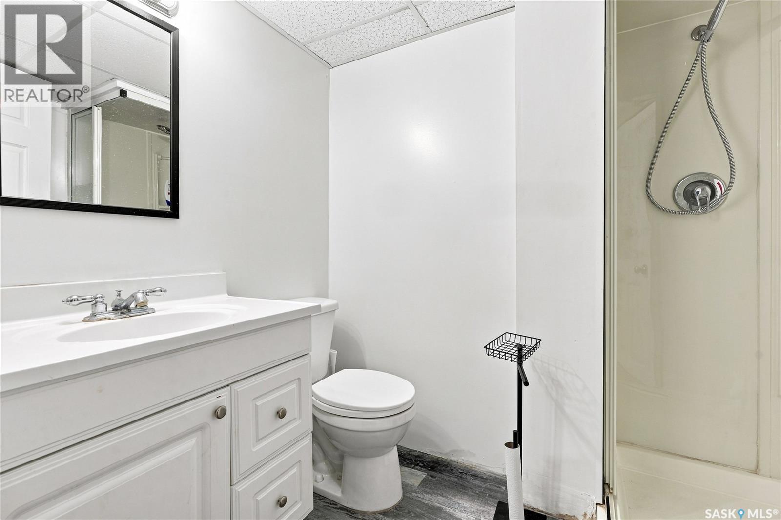 1312 King CRESCENT - Image 33
