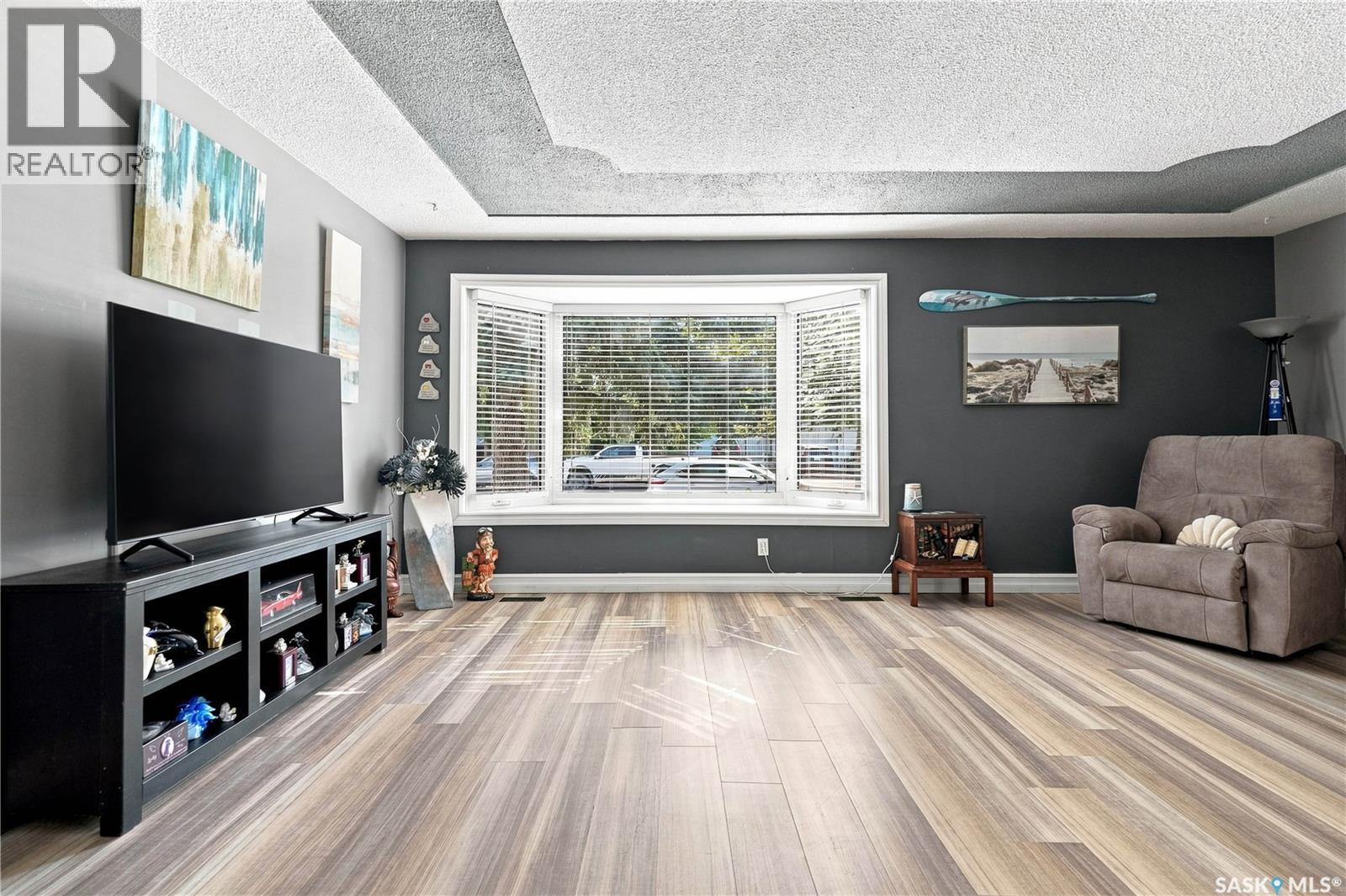 1312 King CRESCENT - Image 5