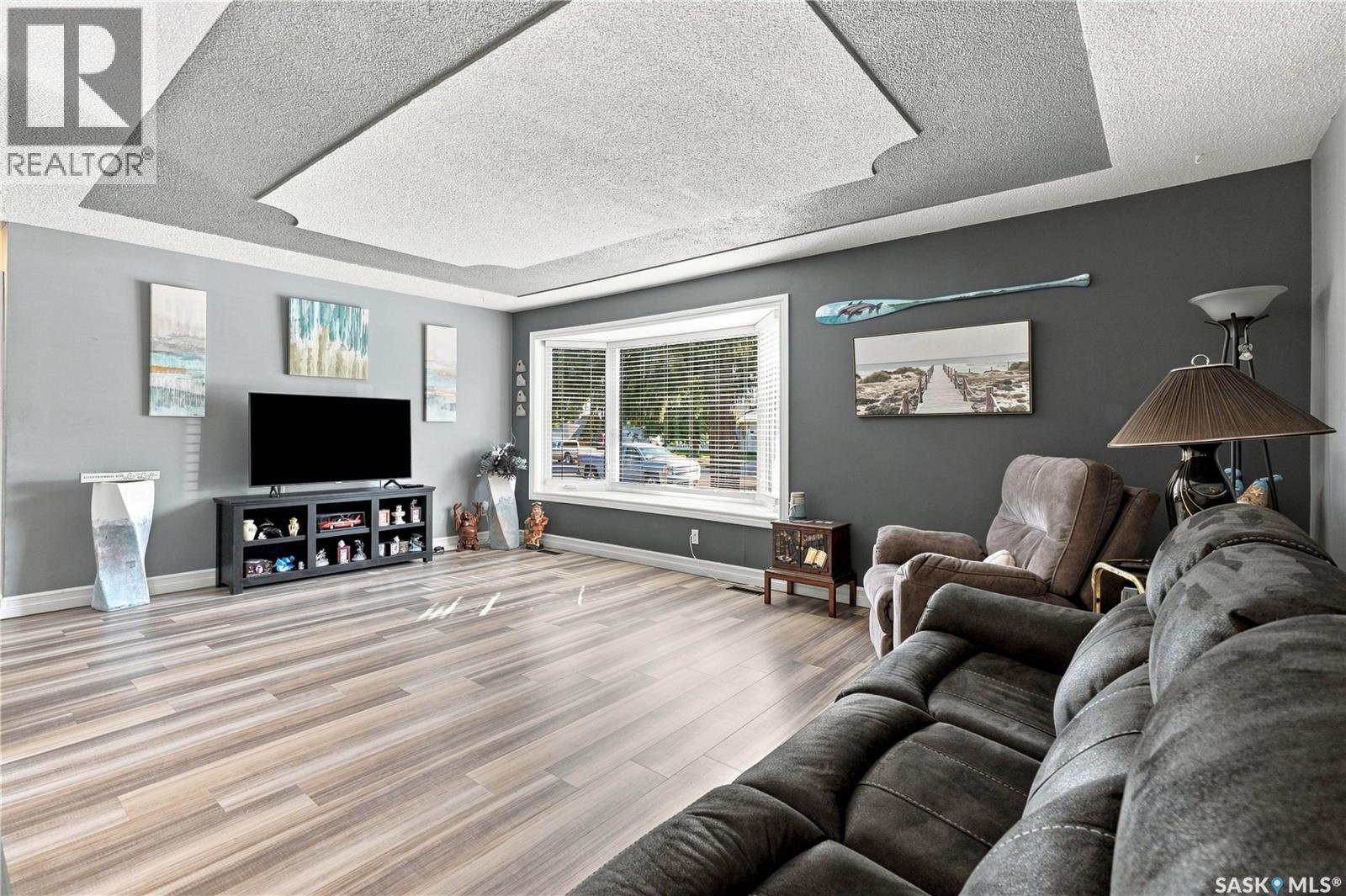 1312 King CRESCENT - 8