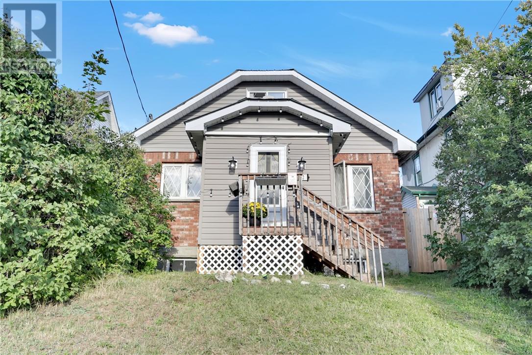 442 BESSIE Avenue - 2