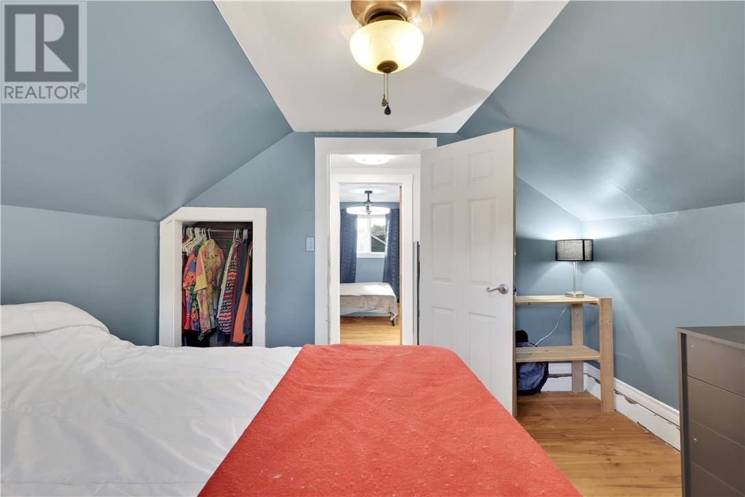 442 BESSIE Avenue - 23