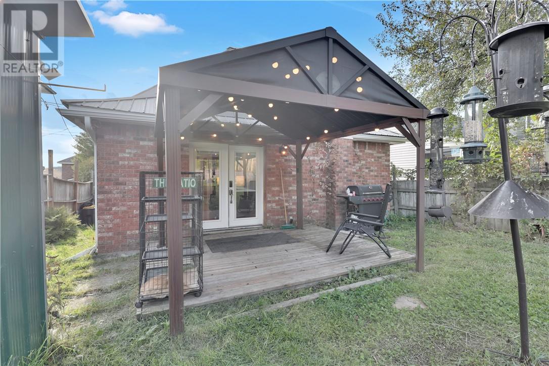 442 BESSIE Avenue - Image 27