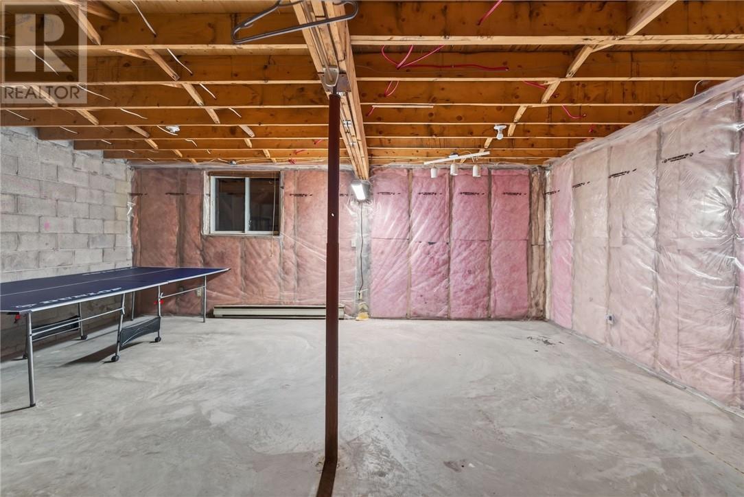 60 Radcliff Park - 22