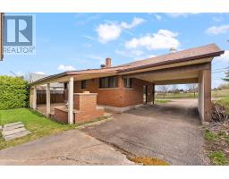 90 Deacon Street, Pembroke, ON K8A2J4 Photo 36