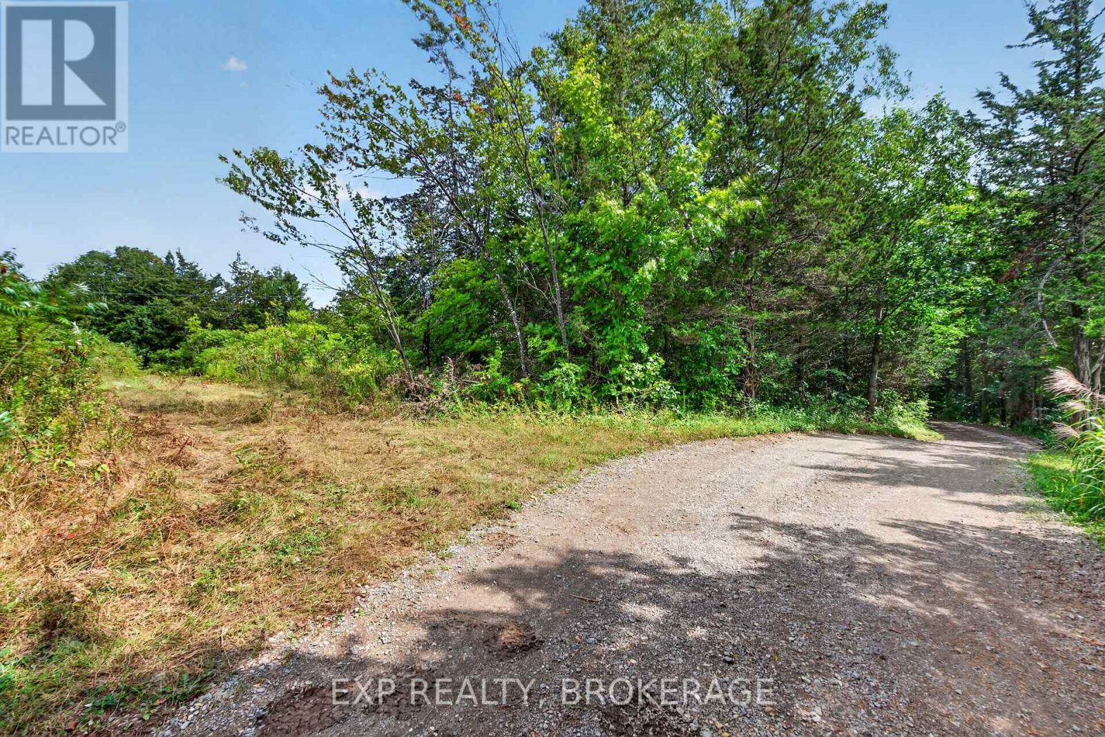 PEBBLE Lane South, Frontenac (Frontenac South), Ontario, K0H2L0, Frontenac (Frontenac South), Ontario — photo 3 of 5