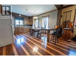 Living room - 729 Route 260, Saint Quentin, NB E8A2L7 Photo 9