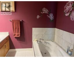 2034 Saddleview Avenue, Lumby, BC V0E2G0 Photo 12