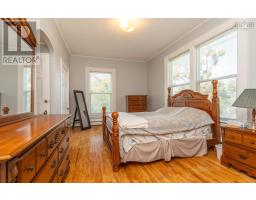 53 Park Street, Yarmouth, NS B5A2A9 Photo 38