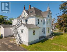 Foyer - 53 Park Street, Yarmouth, NS B5A2A9 Photo 7