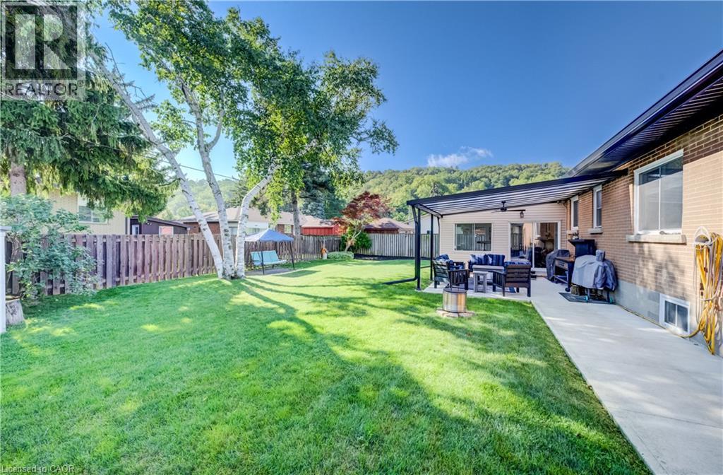 21 LOMA Drive - 42