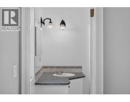 1255 Valley View Drive, Sparwood, BC V0B2G2 Photo 24
