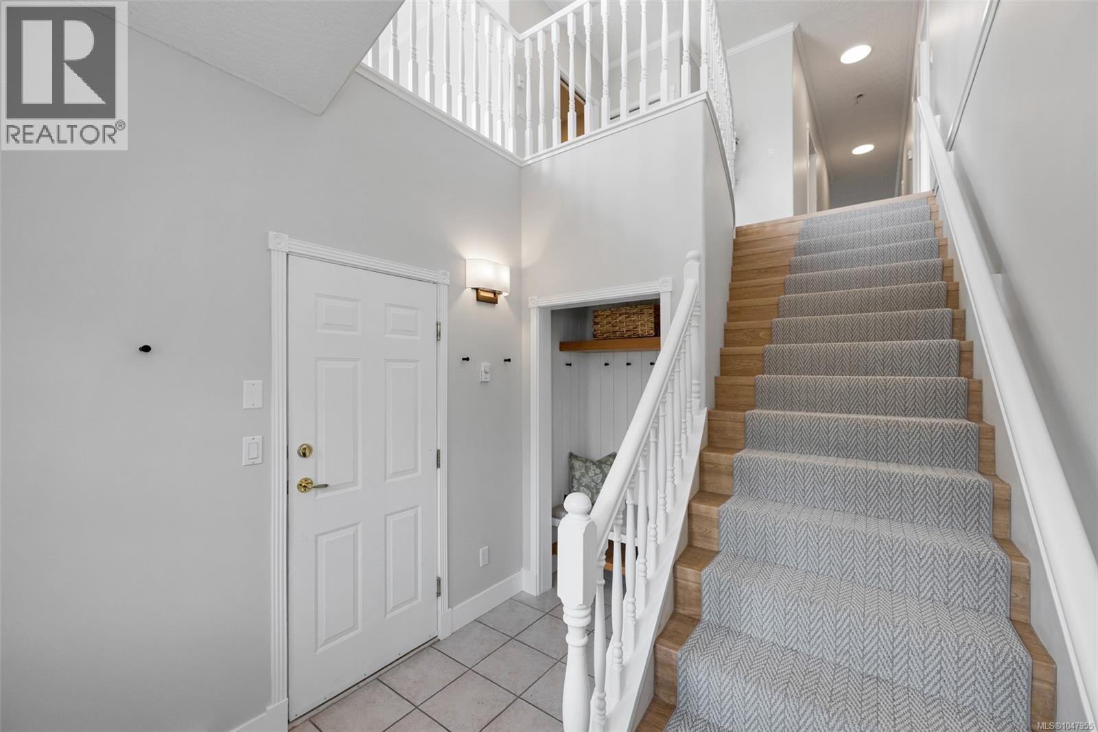 #13 2235 Harbour Rd - 25