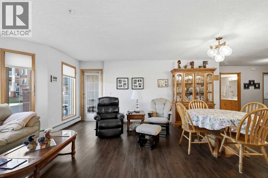 Listing photo – 107, 4805 45 Street, Red Deer