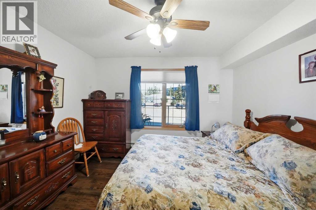 #107 4805 45 Street - 16