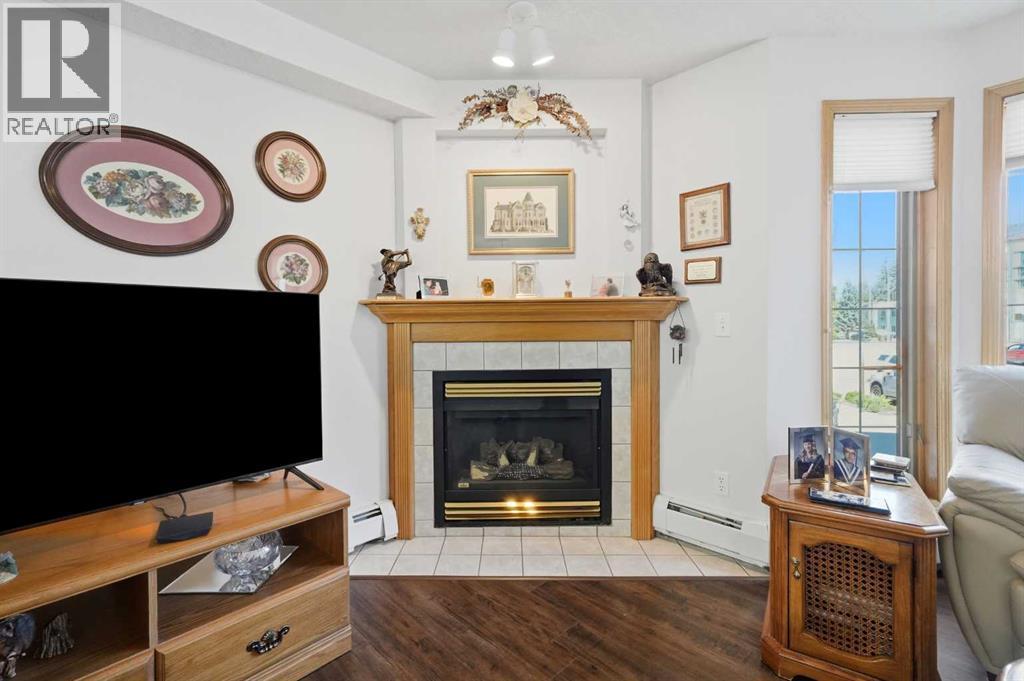 Listing photo – 107, 4805 45 Street, Red Deer
