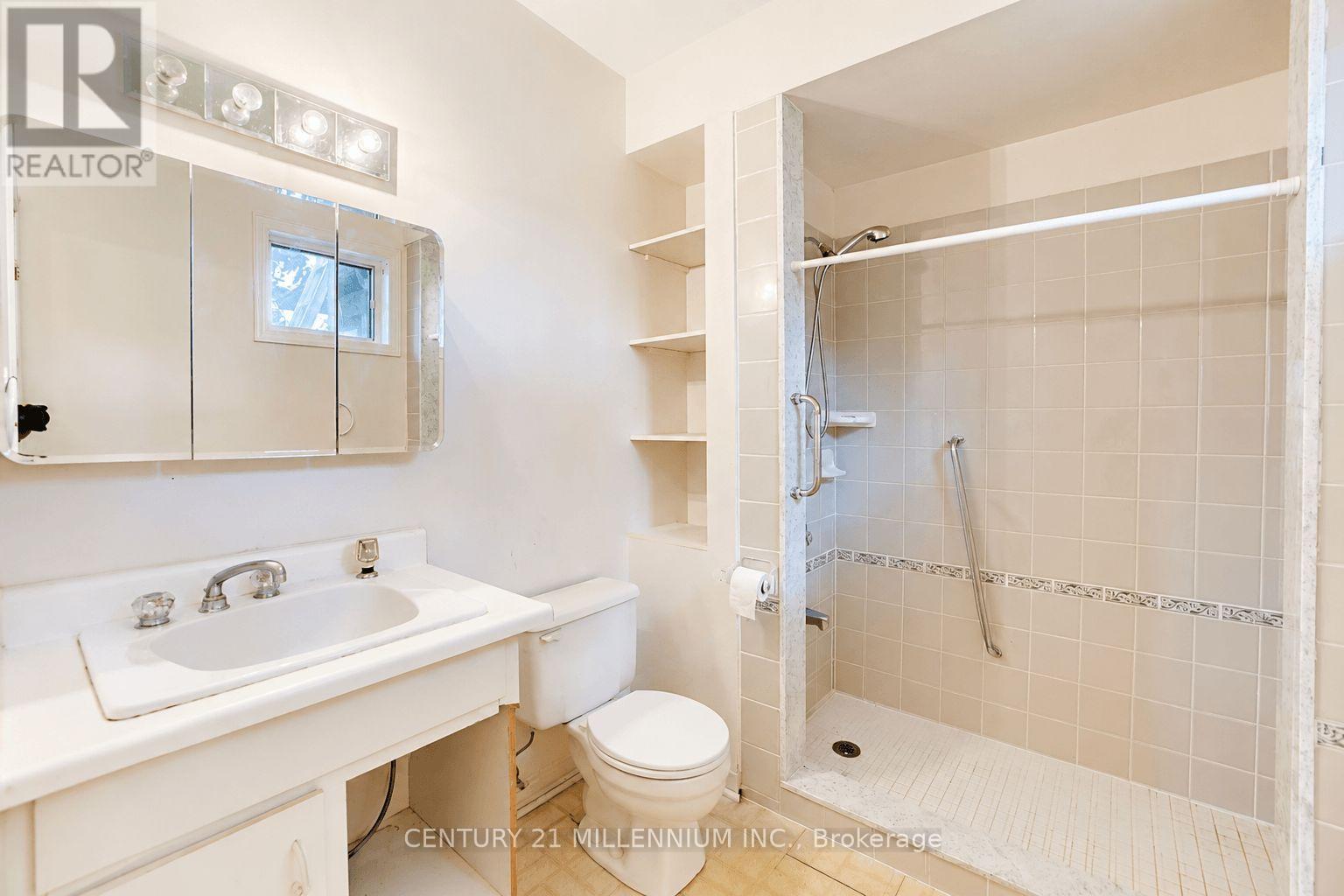 169 RANEE AVENUE - 15