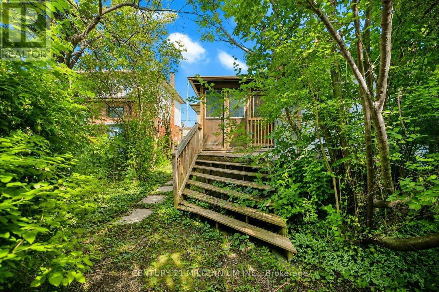169 RANEE AVENUE - 28