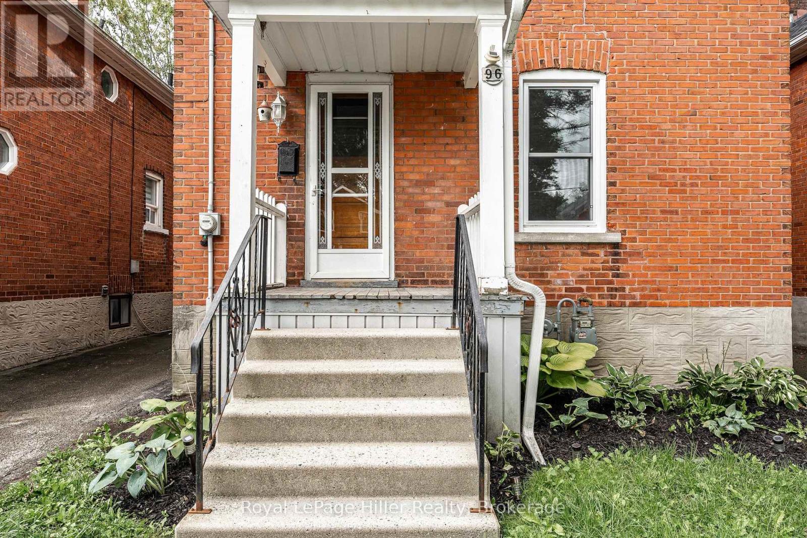 96 MCNAB STREET - Image 3