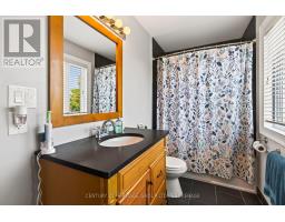 944 Warburton Crescent, Kingston, ON K7M8L1 Photo 22