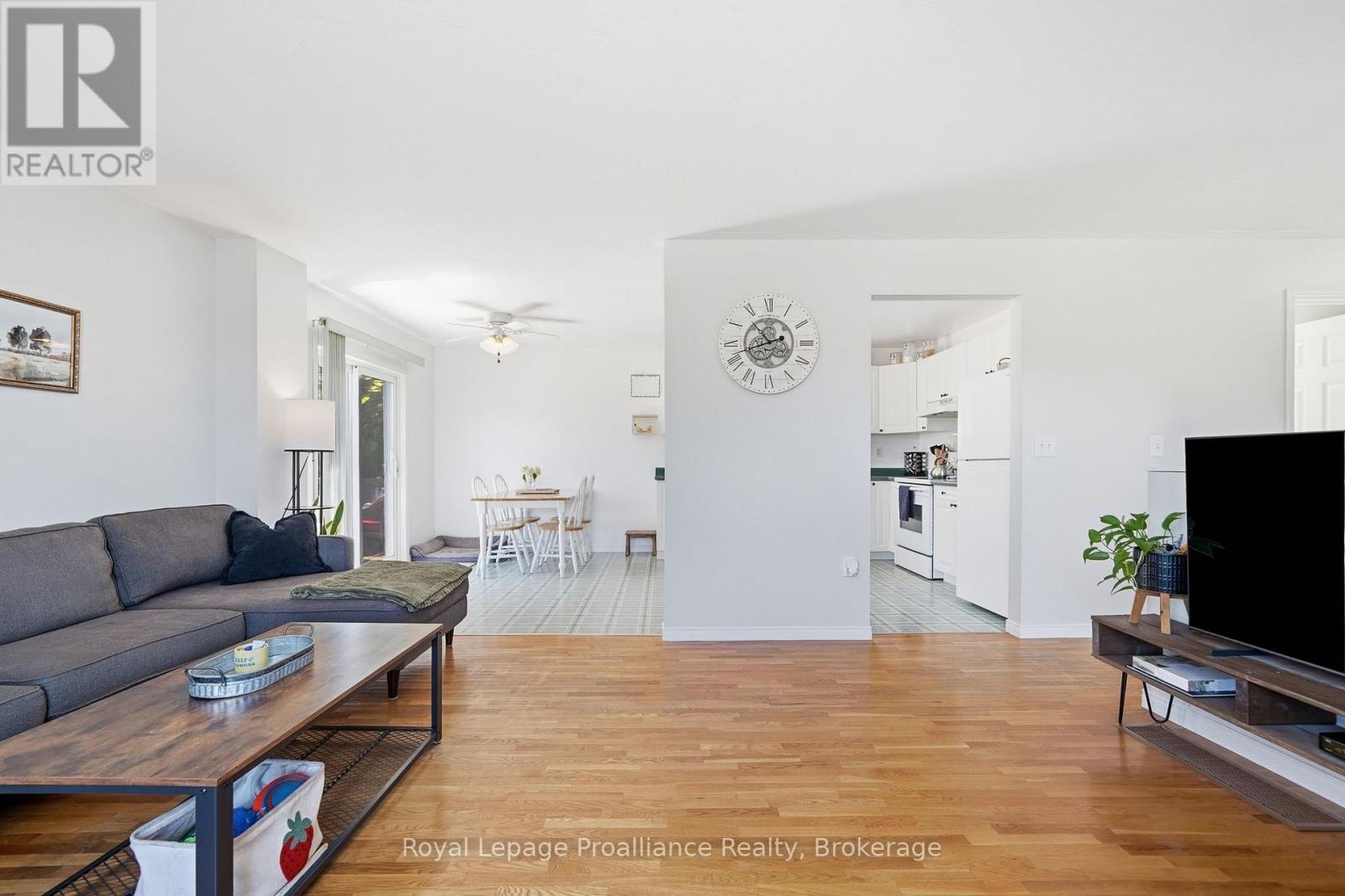 50 OCTAVIA STREET - 18