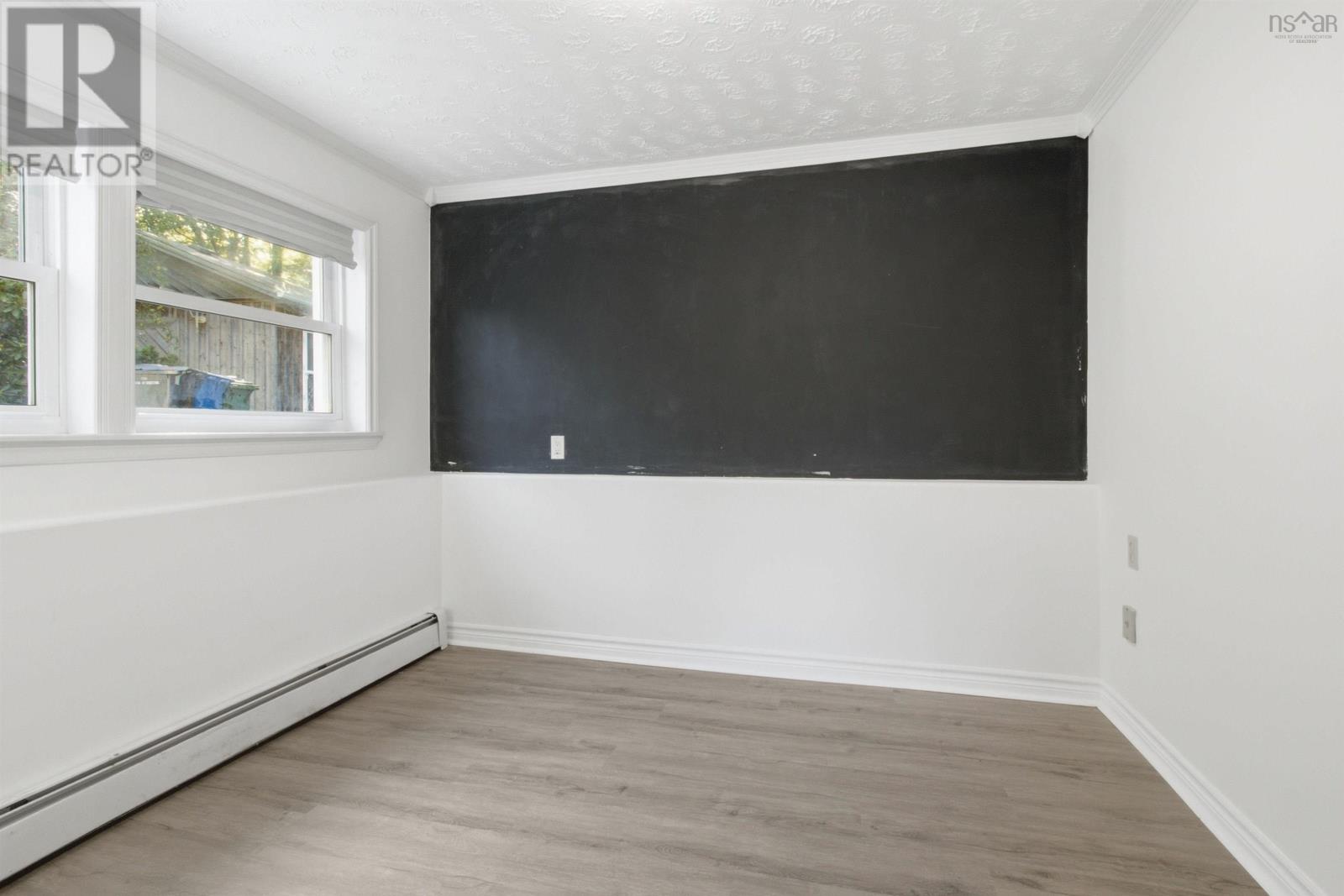 63 Raymond Drive - Image 31