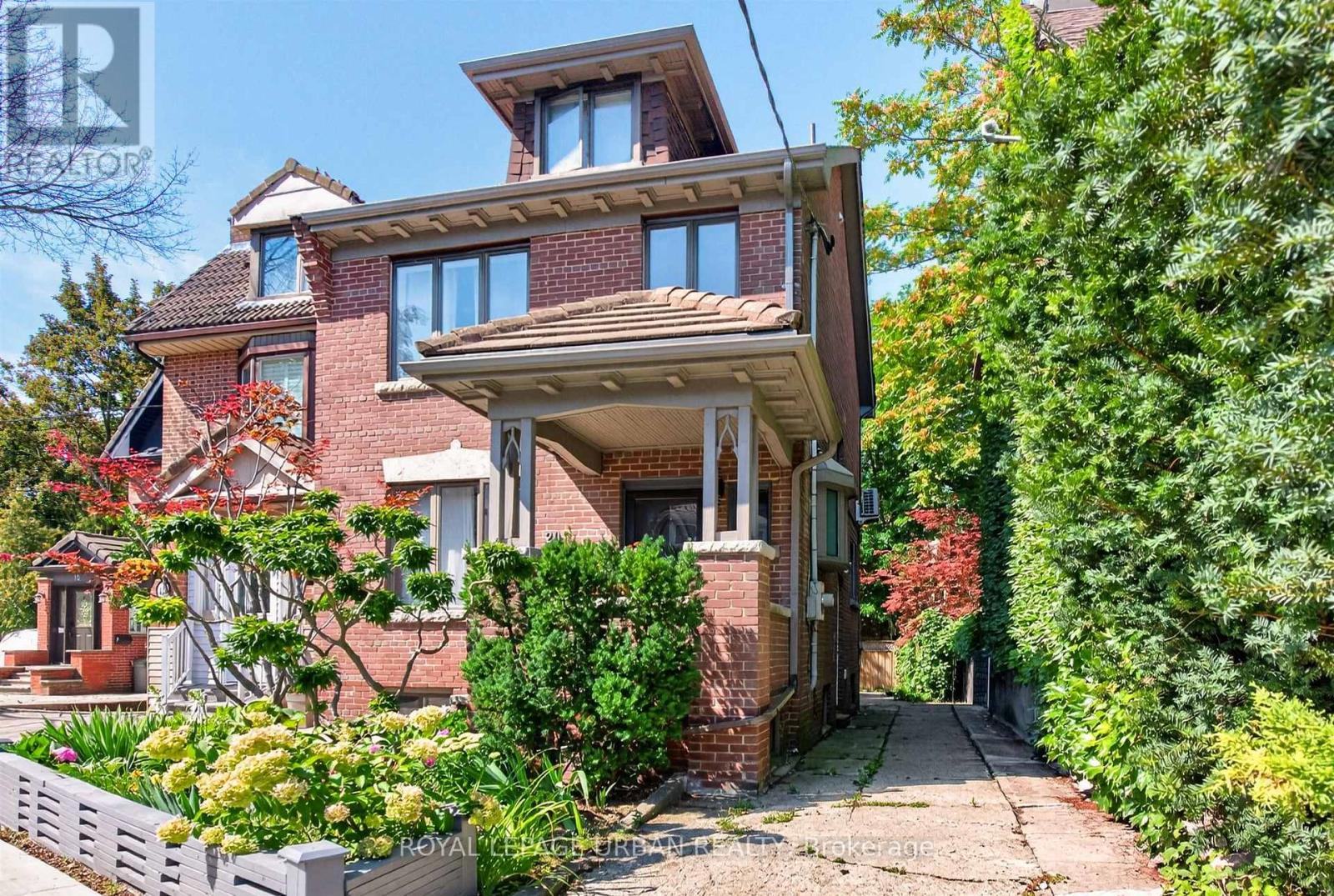 Photo of 20 Cambridge Avenue