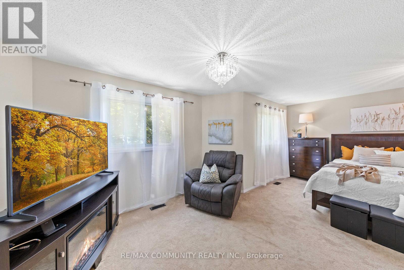5 PLOWMAN DRIVE - Image 18