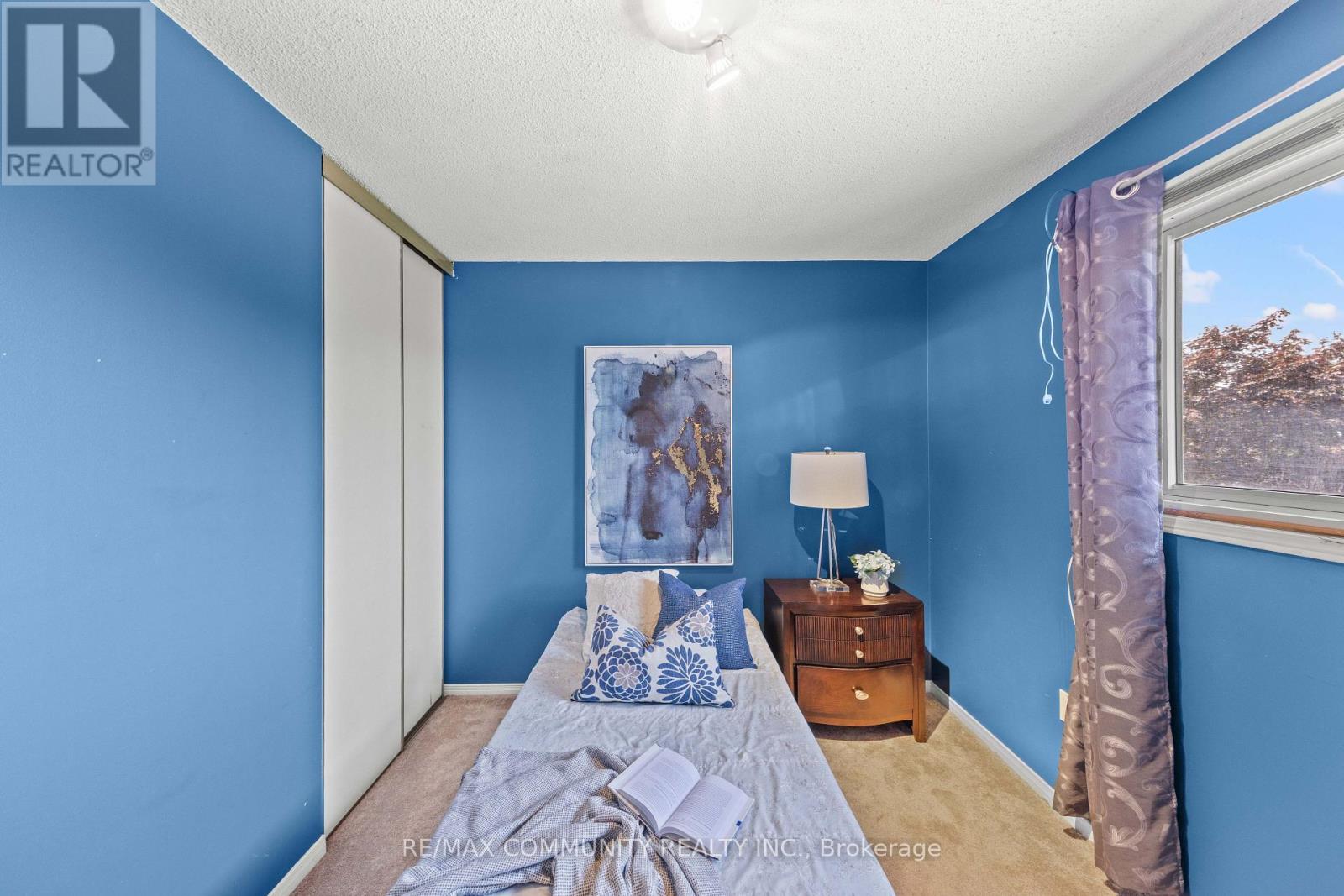 5 PLOWMAN DRIVE - 26