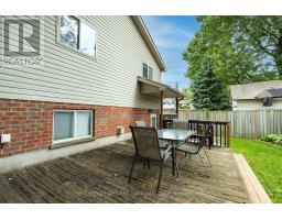 Family room - 6297 William Street, Lucan Biddulph, ON N0B2P0 Photo 9