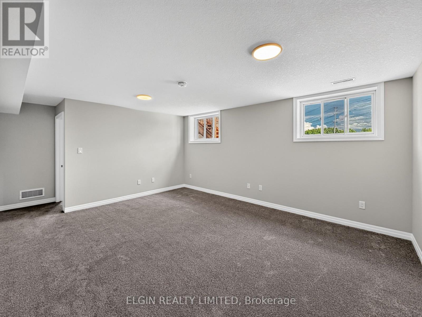 6 THOMAS COURT - Image 22