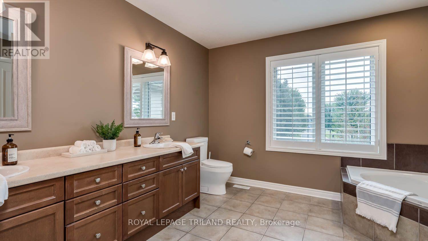 14 WILLARD CRESCENT - Image 19