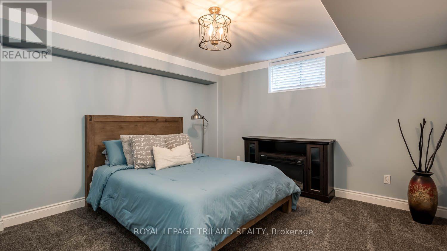 14 WILLARD CRESCENT - Image 27