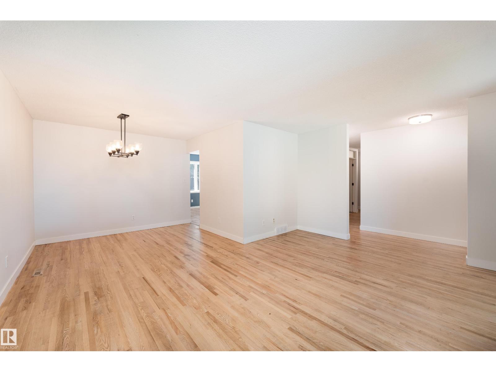 10415 39A AV NW - 6