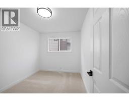 300 Edgehill Drive NW - photo 25