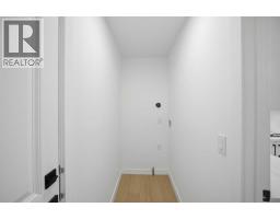 300 Edgehill Drive NW - photo 17