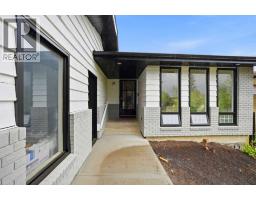 300 Edgehill Drive NW - photo 4