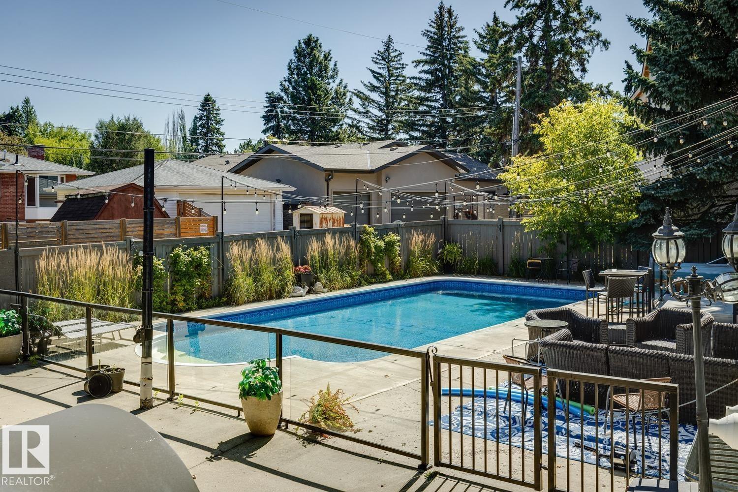 5 RIVERSIDE CR NW, Crestwood, Edmonton photo 3