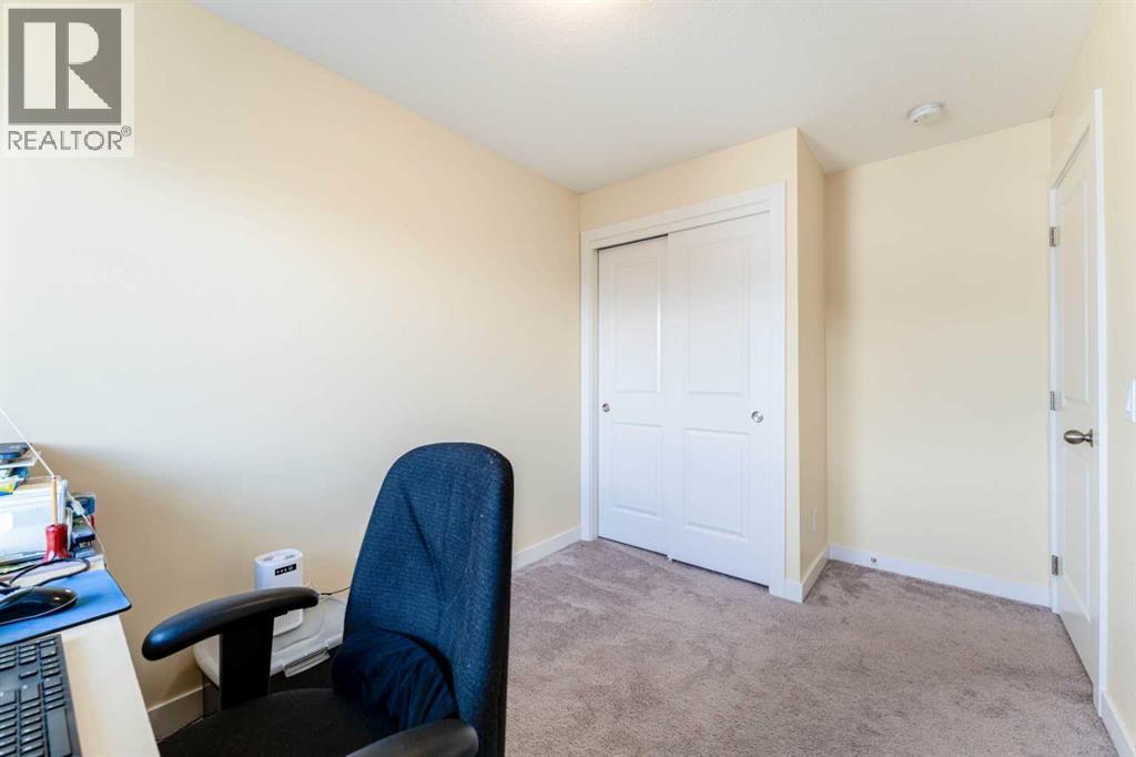 1402 Jumping Pound Common - 14