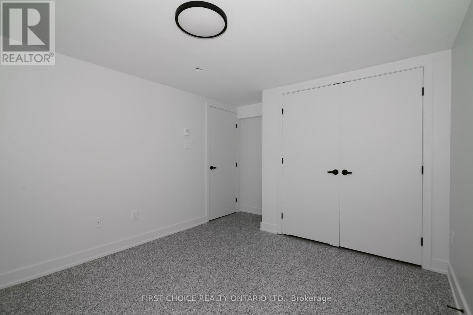 972 DYNES ROAD - 40
