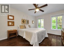 157 Gladeview Private, Ottawa, ON K1T4C4 Photo 14