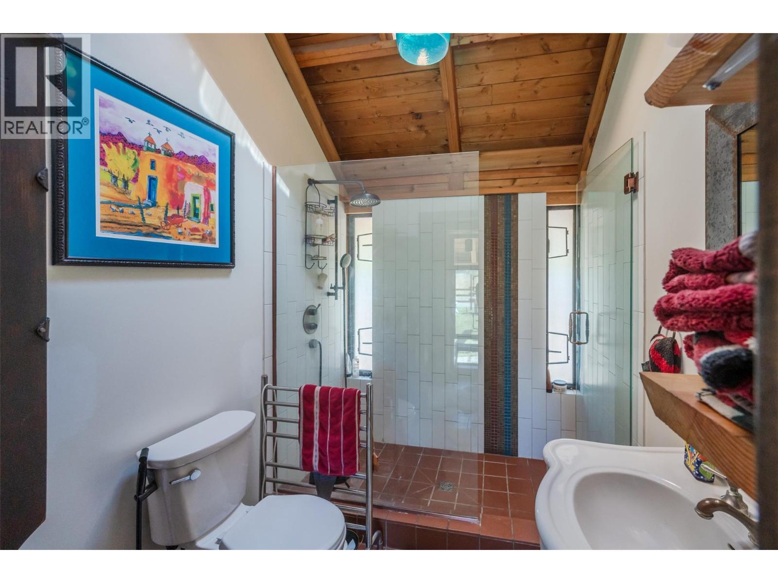 156 Porcupine Place, Oliver