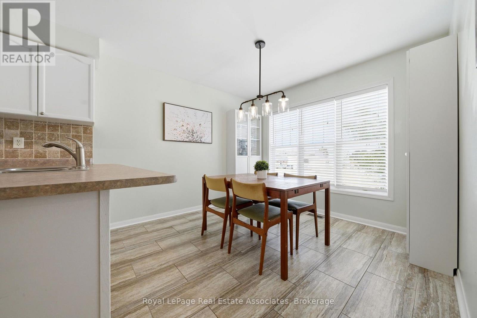 25 SEED HOUSE LANE - 8