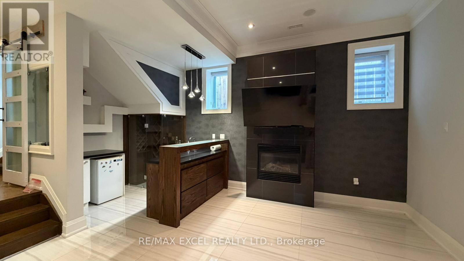 Photo of 106 Kingsdale Avenue
